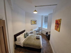 Cosy home in Hull Centre Flat 1
